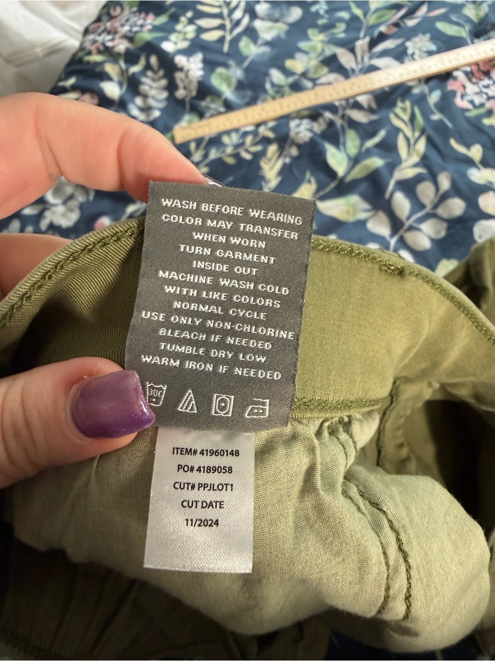 torrid Olive Green Cargo Shorts Plus Size 3X - Picture 6 of 8